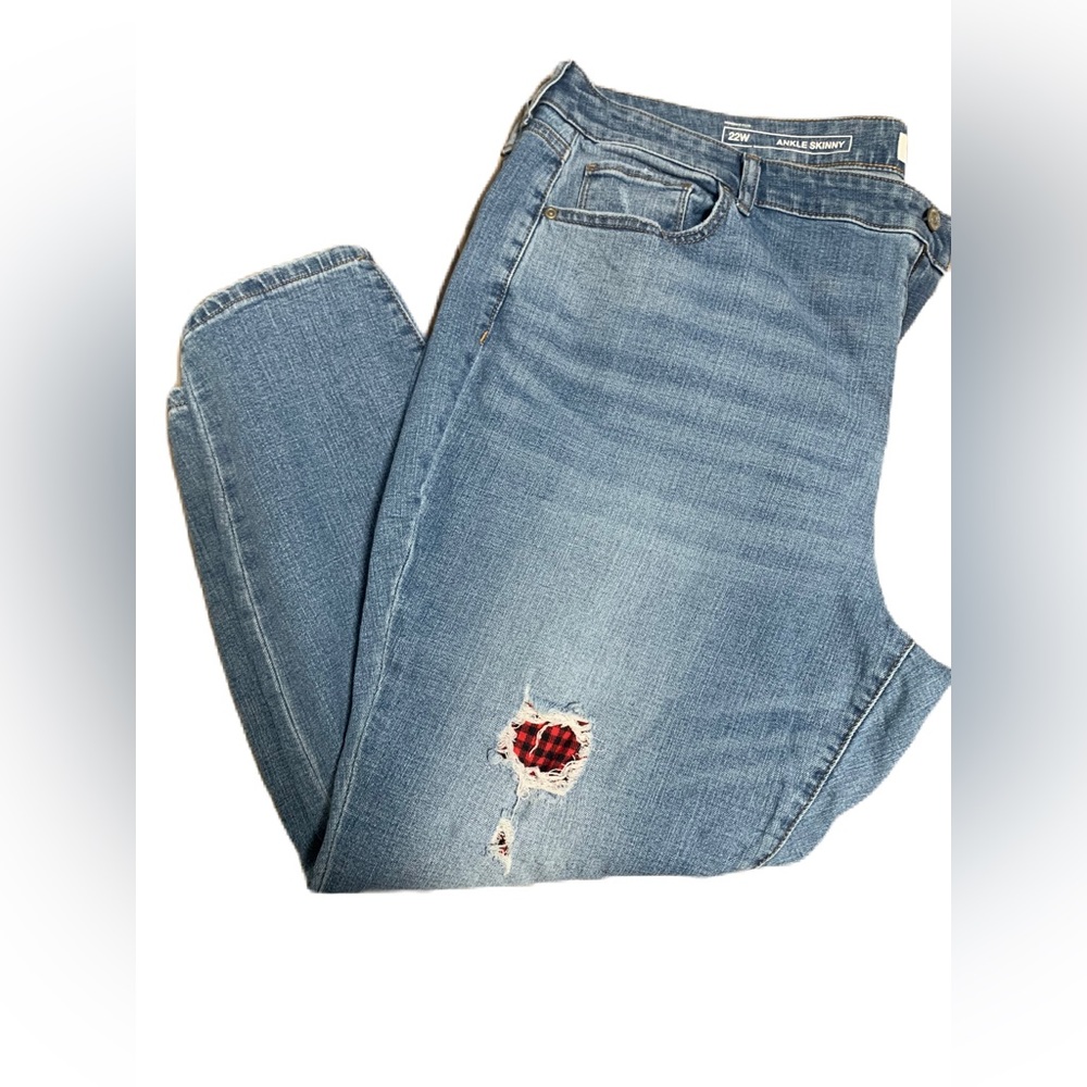 Sonoma Distressed Buffalo Plaid Peekaboo Ankle Capri Skinny Jeans Size 22W Plus